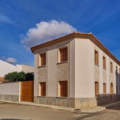 Construcciones Riutort Serra S.L. casa